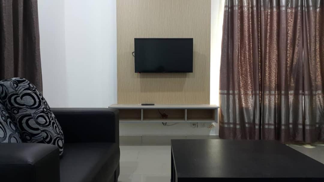 Risqi Apartment 2 Bedroom Wakaf Che Yeh Кота-Бару Номер фото